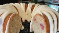 Easy Banana Berry Cake (doctored white cake mix) Easy Banana Berry Cake (doctored white cake mix)