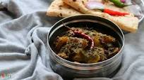 Dhaba style Aloo Palak / Potato cooked in Spinach gravy (ধাবা স্টাইল আলু পালক) Dhaba style Aloo Palak / Potato cooked in Spinach gravy (ধাবা স্টাইল আলু পালক)