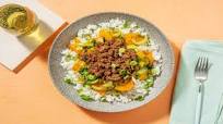 Chinese-Style Beef Bowls with Garlic Rice and Green Veggies Chinese-Style Beef Bowls with Garlic Rice and Green Veggies