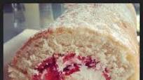Fresh cream & Strawberry swiss roll Fresh cream & Strawberry swiss roll