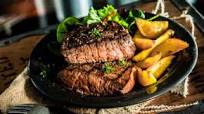 Juicy Griddled Steak & Chunky Chips Juicy Griddled Steak & Chunky Chips