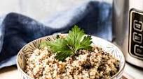 How To Cook Quinoa In A Rice Cooker (Recipe) How To Cook Quinoa In A Rice Cooker (Recipe)