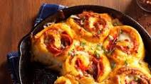 Cheesy Pizza Rolls Cheesy Pizza Rolls