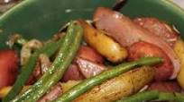 Family-friendly slow cooker green beans and potatoes Family-friendly slow cooker green beans and potatoes