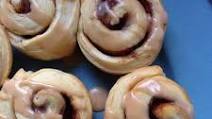 Quick & Easy Cinnamon Rolls Quick & Easy Cinnamon Rolls