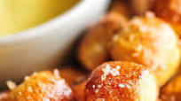 Perfect Pretzel Bites with Cheesy Jalapeno Ranch Dip Perfect Pretzel Bites with Cheesy Jalapeno Ranch Dip