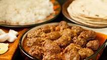 Meatball curry: Muthia ki tarkari Meatball curry: Muthia ki tarkari
