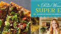 Ree Drummond's Tasty Cheeseburger Pizza Even Includes the Sesame Seeds Ree Drummond's Tasty Cheeseburger Pizza Even Includes the Sesame Seeds