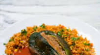 Chile Relleno de Frijoles con Arroz Chile Relleno de Frijoles con Arroz