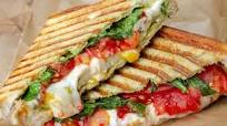 Bol Peynirli Tost Bol Peynirli Tost