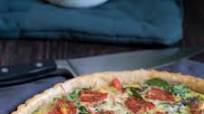 Onion, Spinach, Tomato, + Parmesan Quiche Onion, Spinach, Tomato, + Parmesan Quiche