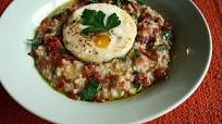 Savory Bacon Steel Cut Oats Topped with Baked Eggs Savory Bacon Steel Cut Oats Topped with Baked Eggs