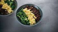 Beef and broccoli soboro Beef and broccoli soboro