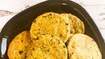 BAKED METHI MATHRI (BAKED FENUGREEK CRACKERS ) BAKED METHI MATHRI (BAKED FENUGREEK CRACKERS )