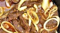 Bistec Encebollado (Steak & Onions) Bistec Encebollado (Steak & Onions)
