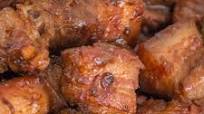 Nagmamantikang Pork Adobo Nagmamantikang Pork Adobo