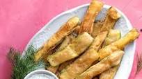 Greek fried zucchini chips recipe (crispy & vegan) Greek fried zucchini chips recipe (crispy & vegan)