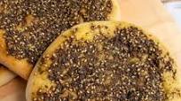 Za'atar Manakish (Lebanese Za'atar Bread) Za'atar Manakish (Lebanese Za'atar Bread)