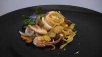 Insalata Tiepida con Totani, Carciofi, Pomodorini e Bottarga Insalata Tiepida con Totani, Carciofi, Pomodorini e Bottarga