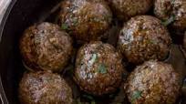 Middle Eastern Meatballs (Kofta Kebabs) Middle Eastern Meatballs (Kofta Kebabs)