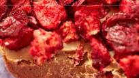 Chocolate-Covered Strawberry Freezer Fudge Chocolate-Covered Strawberry Freezer Fudge