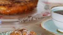 Kouign Amann (Brittany’s Caramelised Layered Butter Gâteau) Kouign Amann (Brittany’s Caramelised Layered Butter Gâteau)