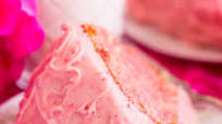 Strawberry Bundt Cake Strawberry Bundt Cake