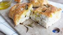 Easy garlic and rosemary focaccia Easy garlic and rosemary focaccia