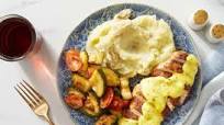 Spanish-Spiced Chicken & Saffron Aioli with Mashed Potatoes & Vegetables Spanish-Spiced Chicken & Saffron Aioli with Mashed Potatoes & Vegetables
