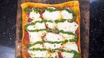 Margherita Pizza with Homemade Pizza Sauce Margherita Pizza with Homemade Pizza Sauce