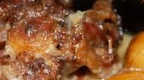 Slow Cooker Oxtails and Potatoes Slow Cooker Oxtails and Potatoes