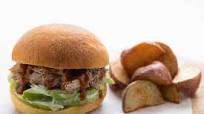 Golden BBQ Pulled Pork Sandwich with Apple and Red Potatoes ready in 15 minutes Golden BBQ Pulled Pork Sandwich with Apple and Red Potatoes ready in 15 minutes