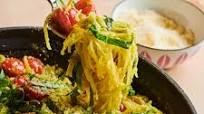 Creamy Pesto Spaghetti Squash Creamy Pesto Spaghetti Squash