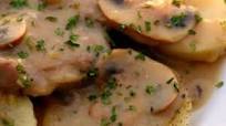 Slow Cooker Pork Shoulder Steaks with Mushrooms, Potatoes and Gravy Slow Cooker Pork Shoulder Steaks with Mushrooms, Potatoes and Gravy
