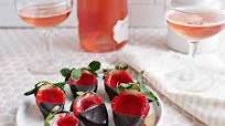 Chocolate-Covered Strawberry Jello Shots Chocolate-Covered Strawberry Jello Shots