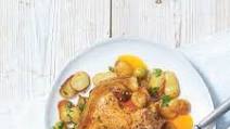 Spanish-style pork chops with new potatoes and olives Spanish-style pork chops with new potatoes and olives
