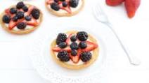 Mini Fruit Pizzas Mini Fruit Pizzas