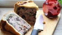Pork Pie with Black Pudding Pork Pie with Black Pudding