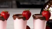 Chocolate Covered Strawberry Shooters Chocolate Covered Strawberry Shooters