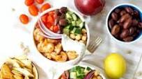 Greek grilled shrimp quinoa bowls Greek grilled shrimp quinoa bowls