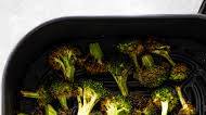 10 Minute Crispy Air Fryer Broccoli 10 Minute Crispy Air Fryer Broccoli