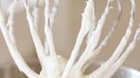 How to Make Cream Cheese Frosting How to Make Cream Cheese Frosting