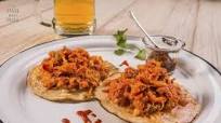 Tostadas de marlín o atún ahumado Tostadas de marlín o atún ahumado