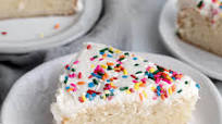 Eggless Vanilla Cake Eggless Vanilla Cake