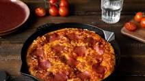 Skillet pepperoni pizza Skillet pepperoni pizza