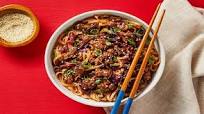 Szechuan Beef Noodles with Scallions & Sesame Seeds Szechuan Beef Noodles with Scallions & Sesame Seeds