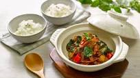 San bei ji (three cup chicken) San bei ji (three cup chicken)