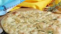 Focaccia veloce al rosmarino Focaccia veloce al rosmarino