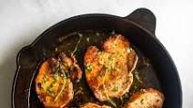 Easy Garlic and Herb Skillet Pork Chops Easy Garlic and Herb Skillet Pork Chops