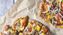 Naan Cheeseburger Pizza Naan Cheeseburger Pizza